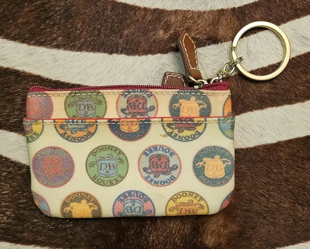 Vintage Y2K Dooney & Bourke Delicat Medallion Coin Purse